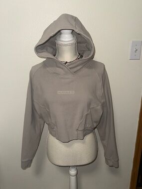 Alphalete Cropped Hoodie size Medium